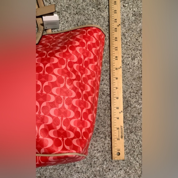 Coach Peyton Park Dream C Tote #F256773 Red & Pink with Tan Lth trim NWT - Picture 10 of 11
